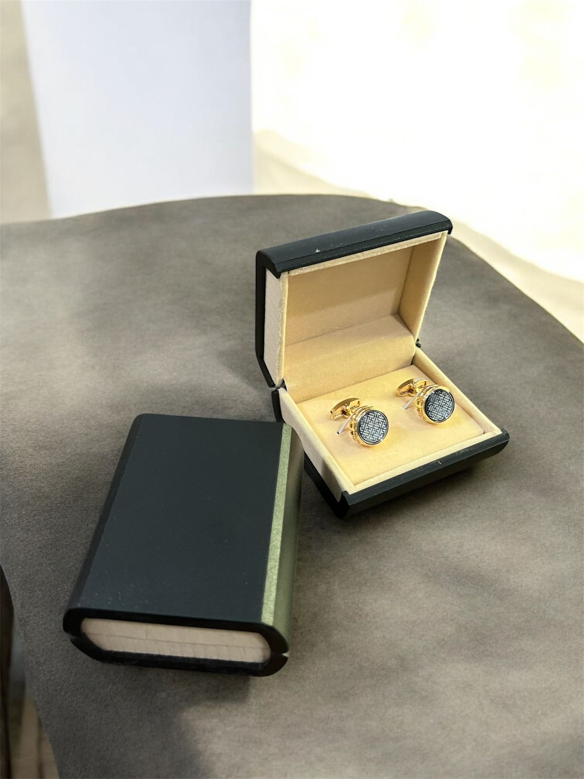 Monarch Shirt Studs (S7)