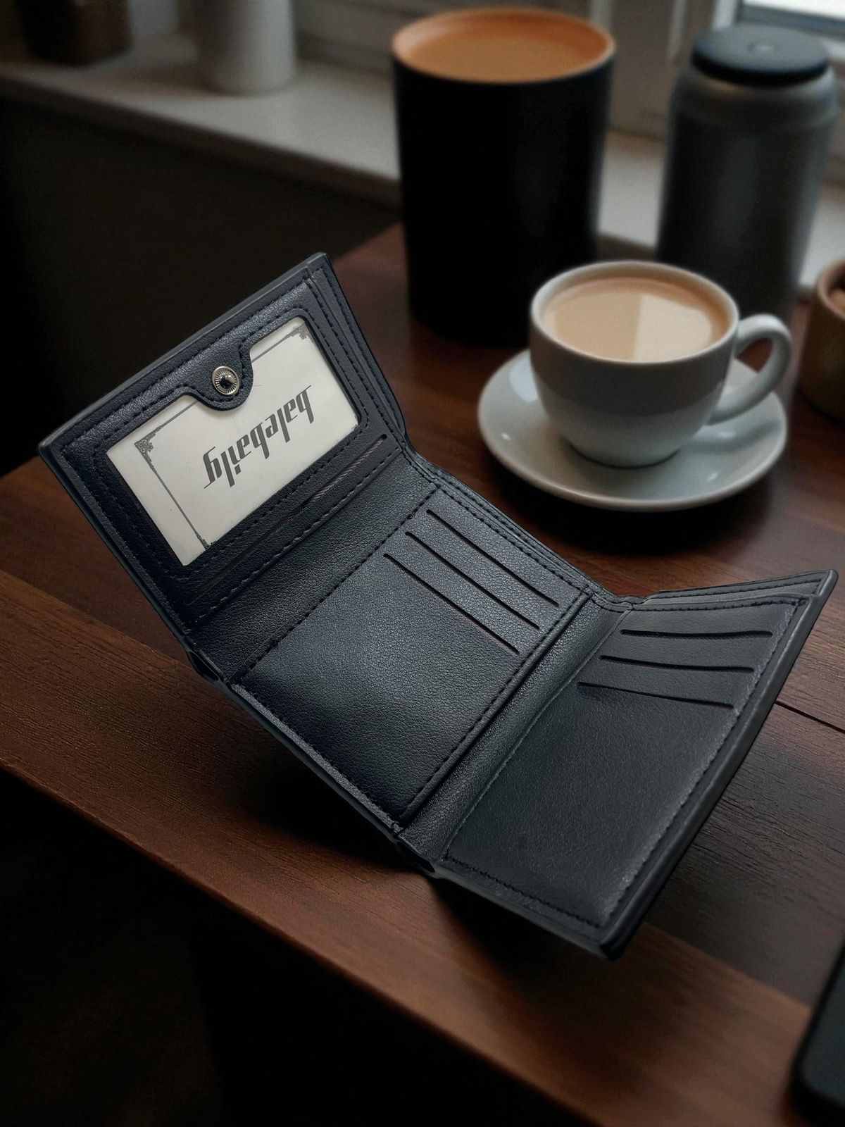 STYLE LOUNGE Classic Bifold Wallet