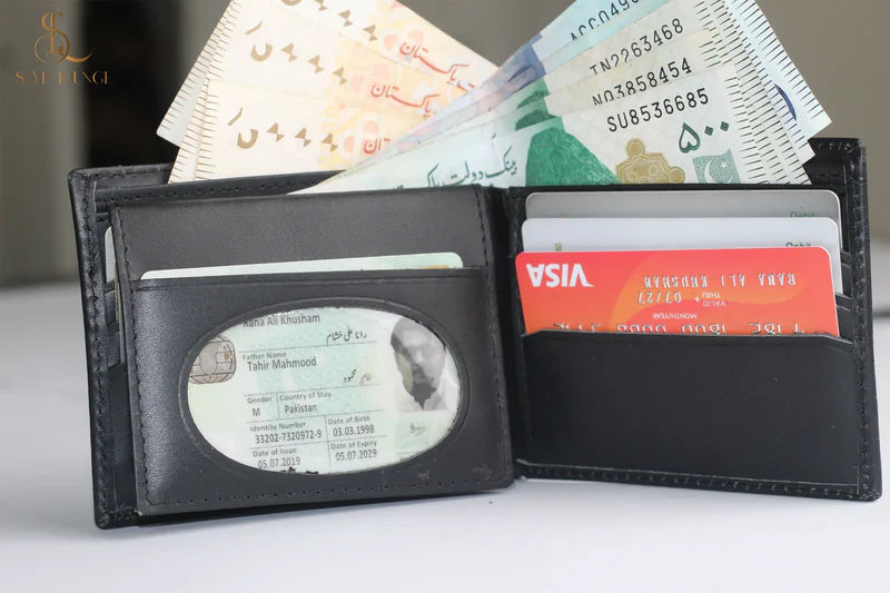 Premium Quality Wallet In Crocodile Pattern With Soft Velvet Interior