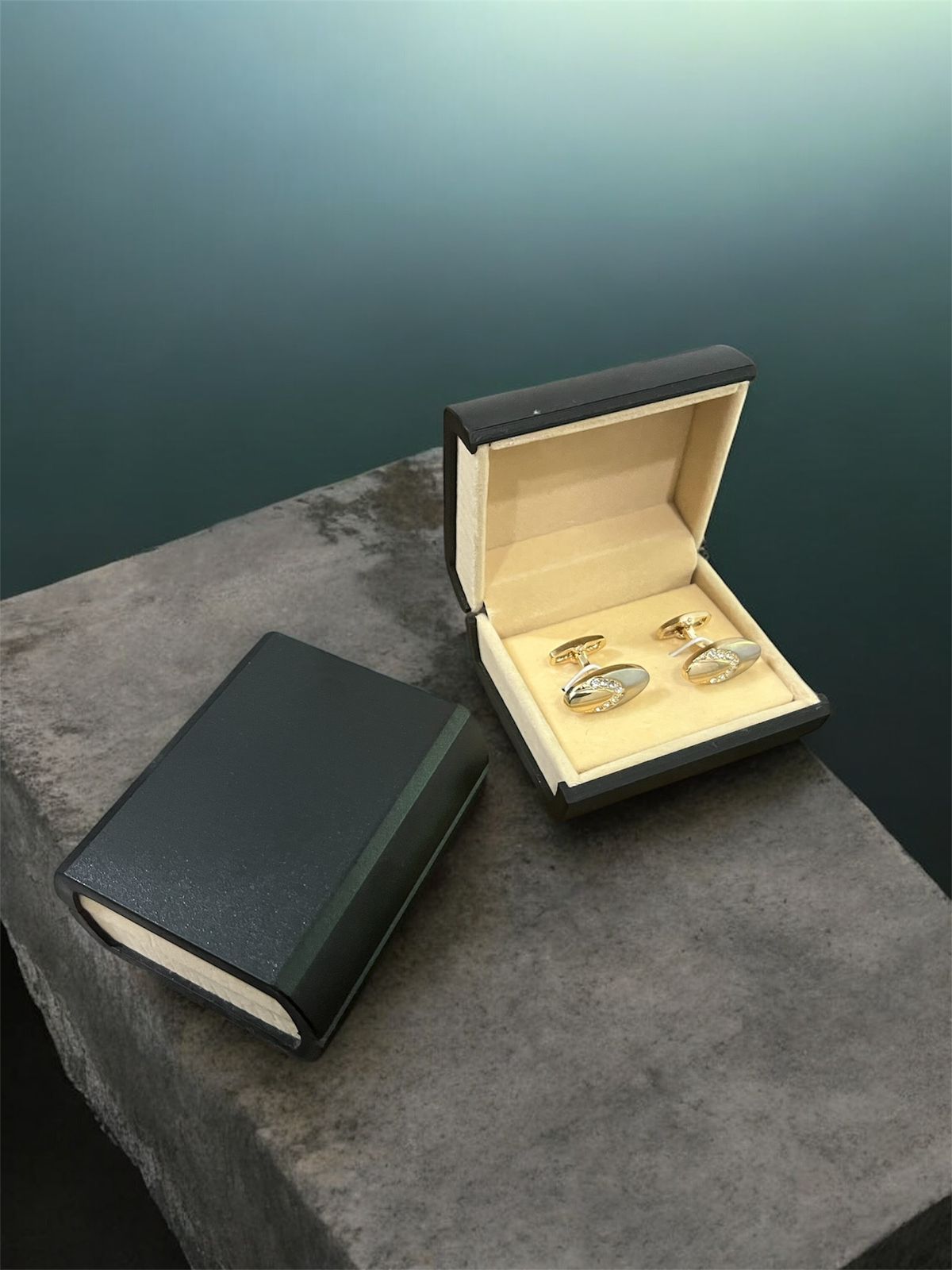 Noble Wear Studs (S13)