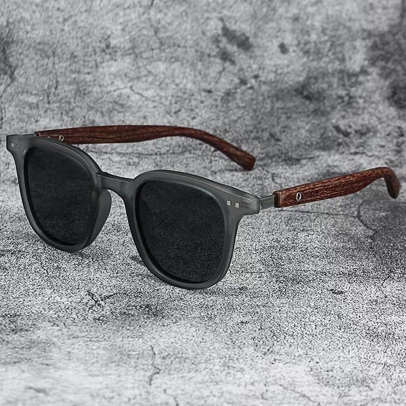 UrbanWood Classic Polarized Sunglasses (G2)