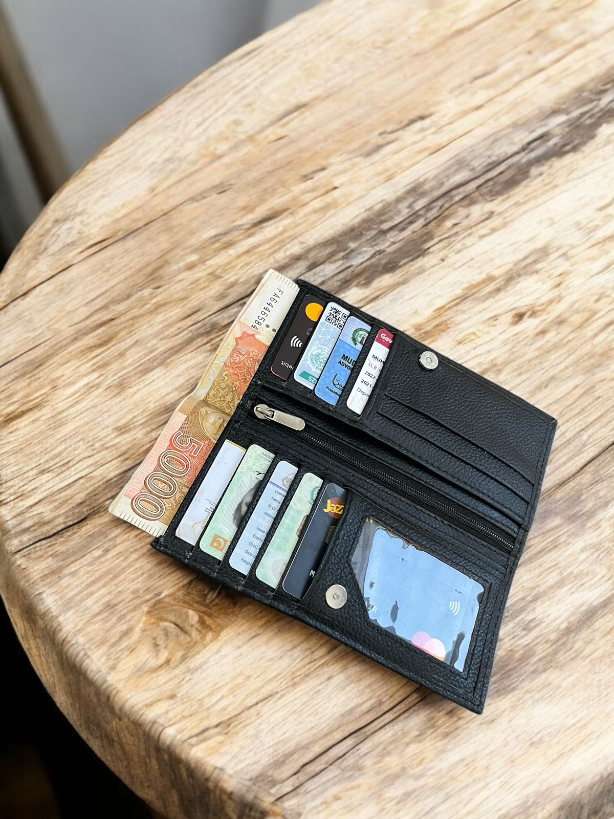 Elite Longline leather wallet, fashionable and casual
