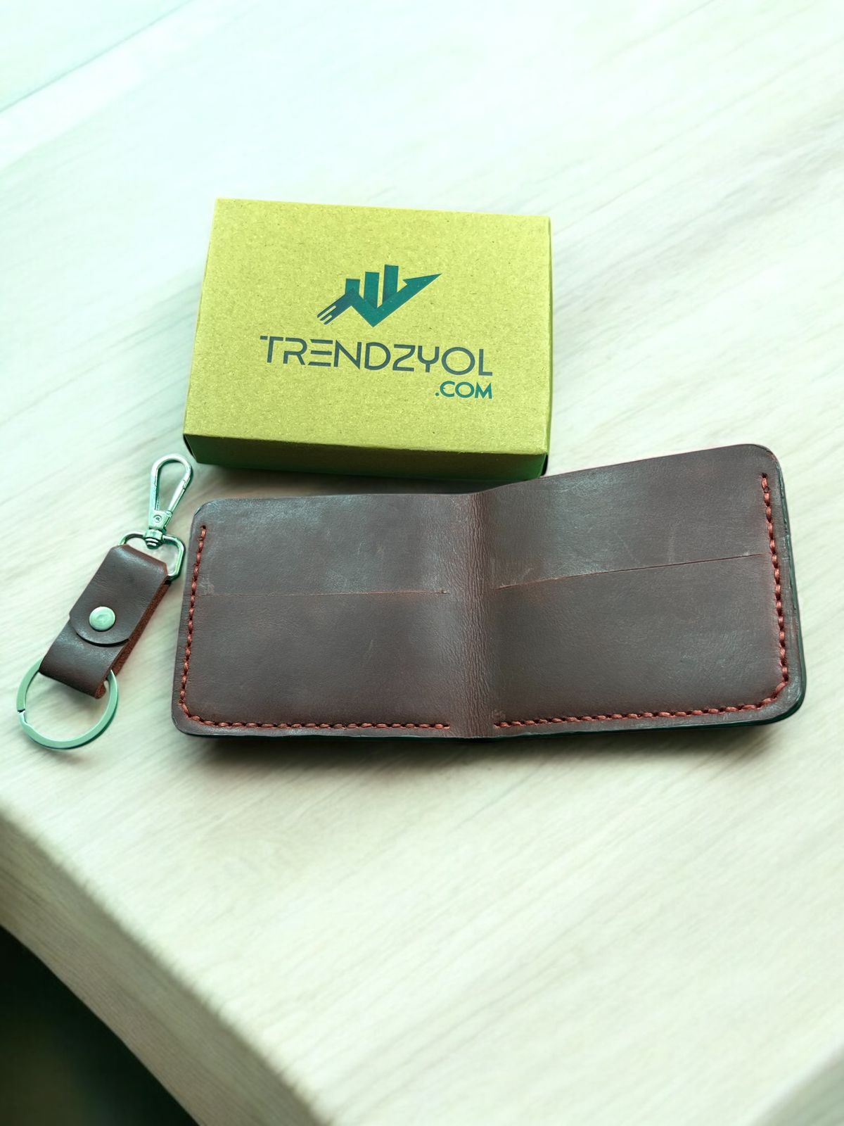 Handstich Elegance Wallet with red stiching